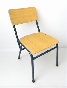 STUDENT CHAIR